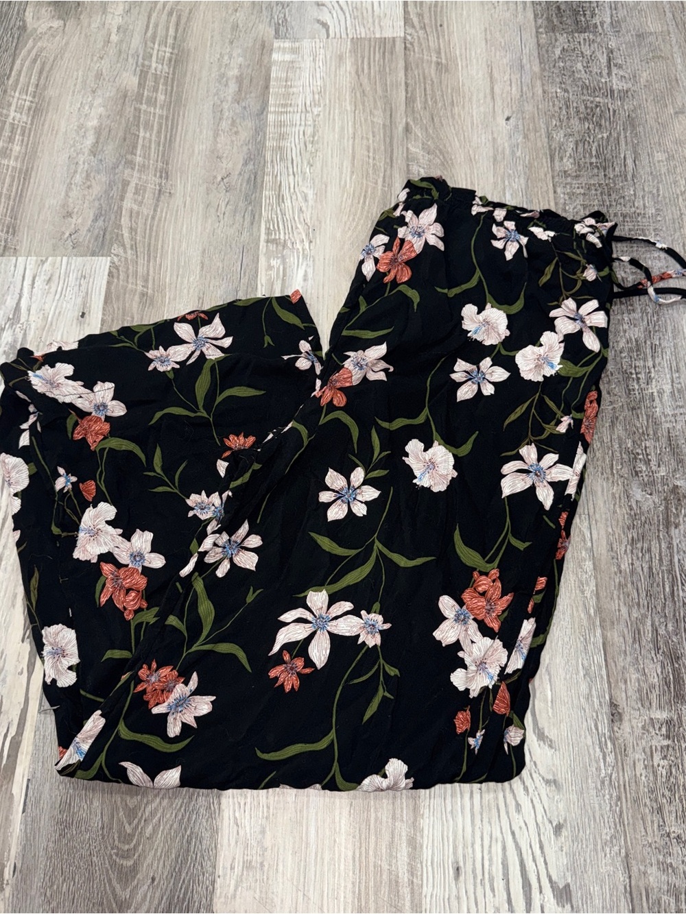 Women’s Shade & Shore Printed Floral Pants Size Large Coverup